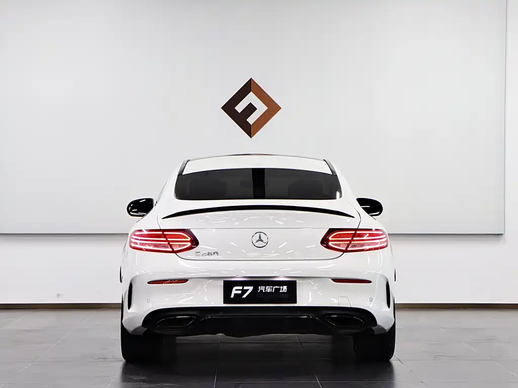Mercedes-Benz C-Class 2022