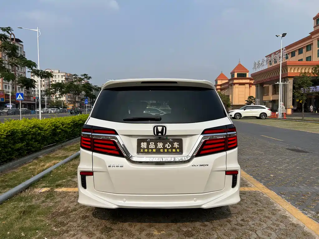 Honda Elysion 2018 — фото 5