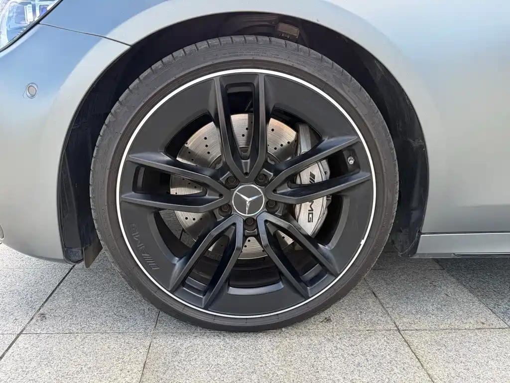 Mercedes-Benz E-Class AMG 2022 — фото 7