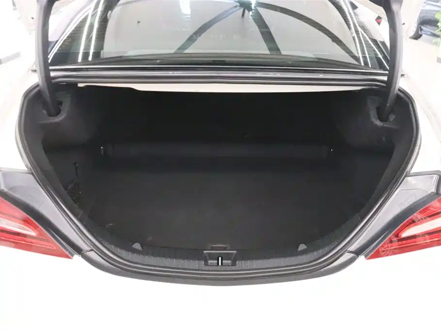 Mercedes-Benz CLA 2017 — фото 15