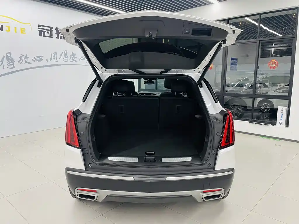 Cadillac XT5 2024 — фото 14