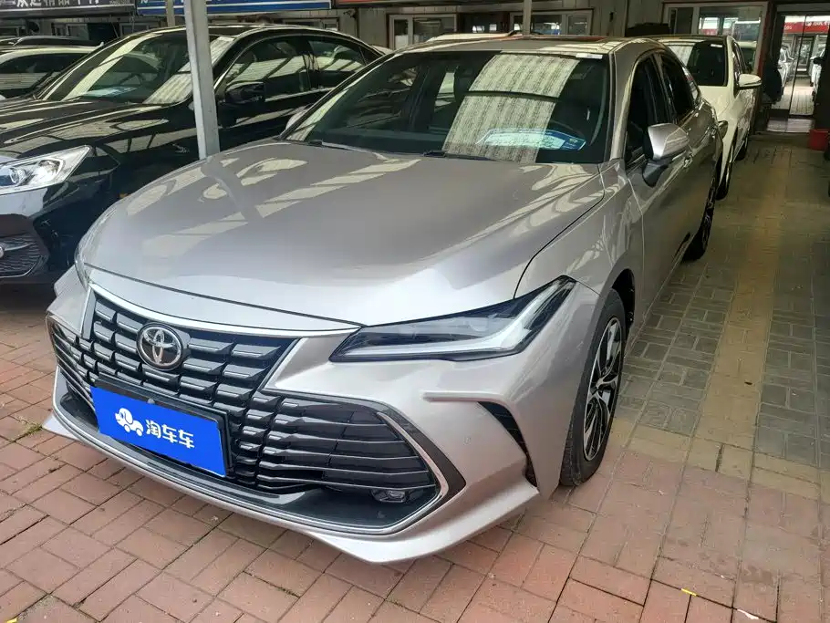 Toyota Avalon 2023 — фото 1