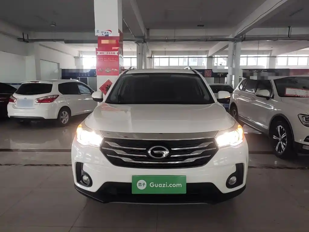 GAC Motor Trumpchi GS4 2016 — фото 3