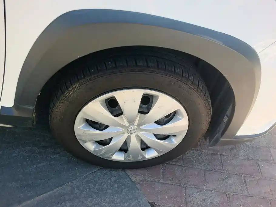 Toyota Yaris L 2020