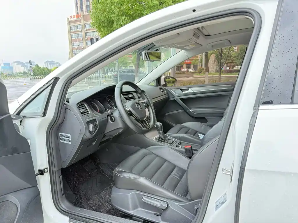 Volkswagen Golf 2015