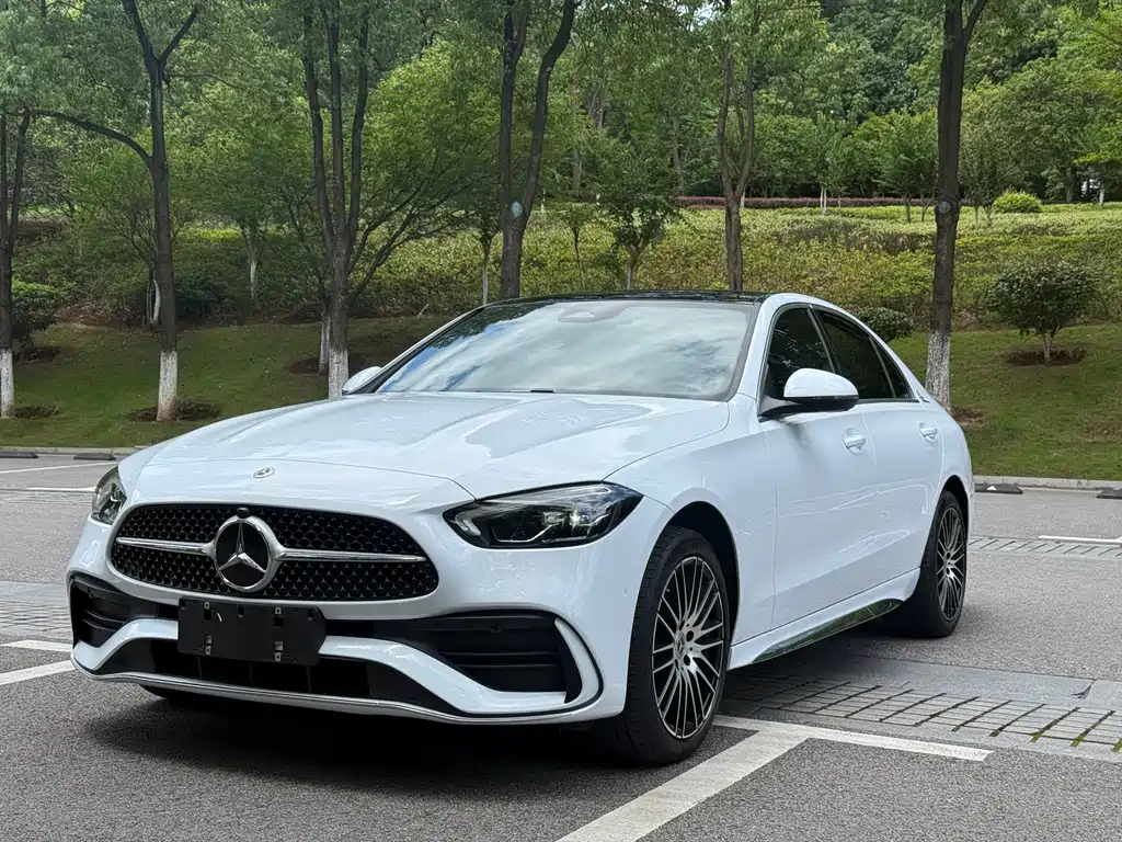 Mercedes-Benz C-Class 2022