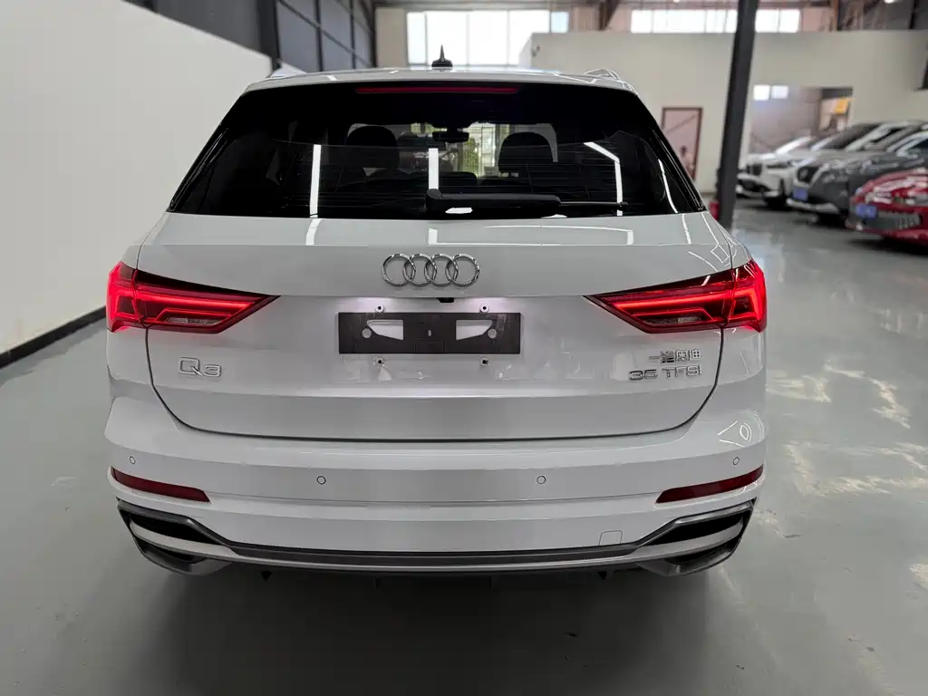 Audi Q3 2022