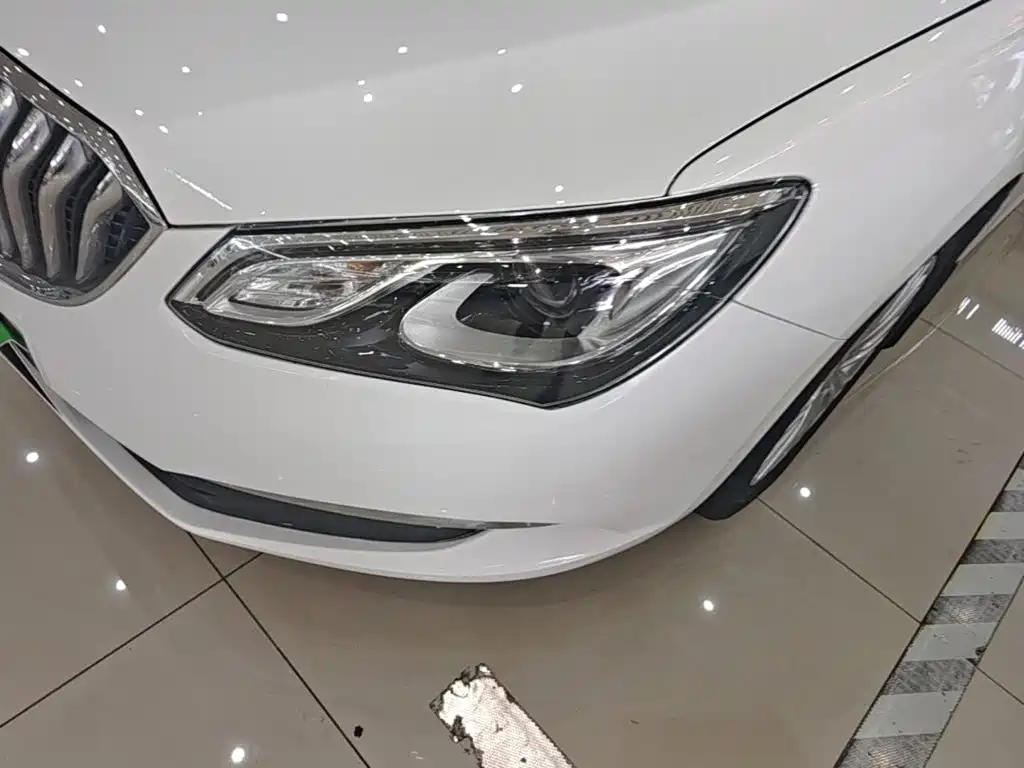 Buick Excelle 2016 — фото 24