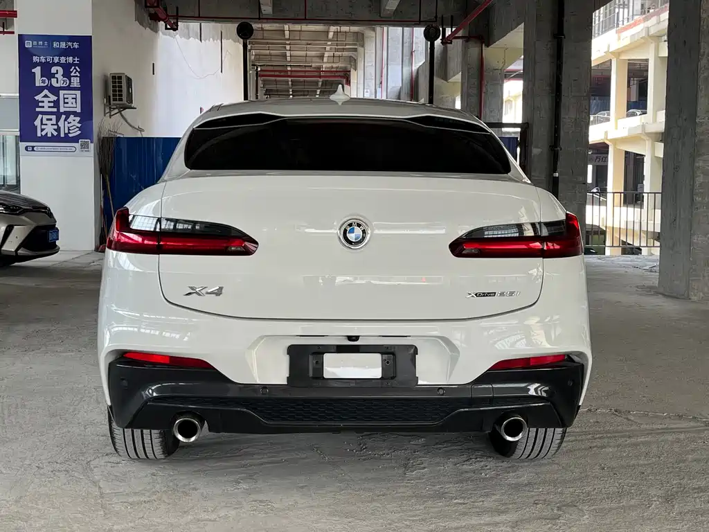 BMW X4 2021 — фото 11