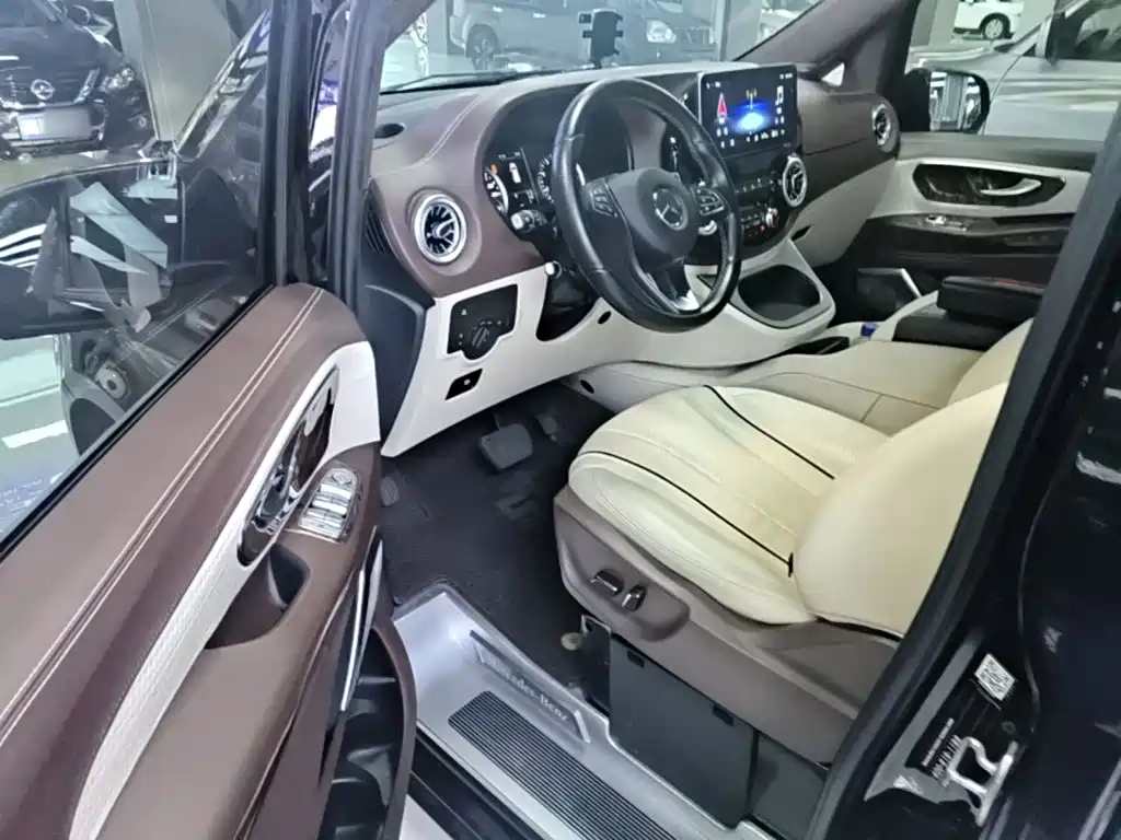 Mercedes-Benz Vito 2021 — фото 16
