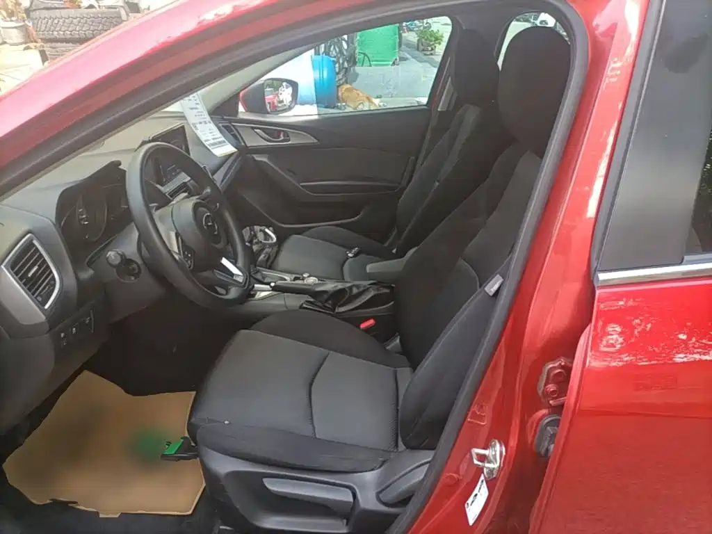 Mazda 3 Angkesela 2018 — фото 15