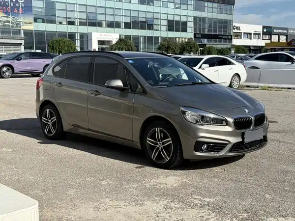 BMW 2 Series Station Wagon 2017