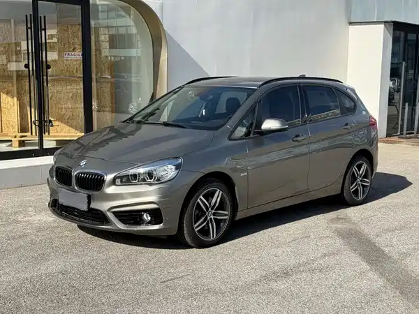 BMW 2 Series Station Wagon 2017