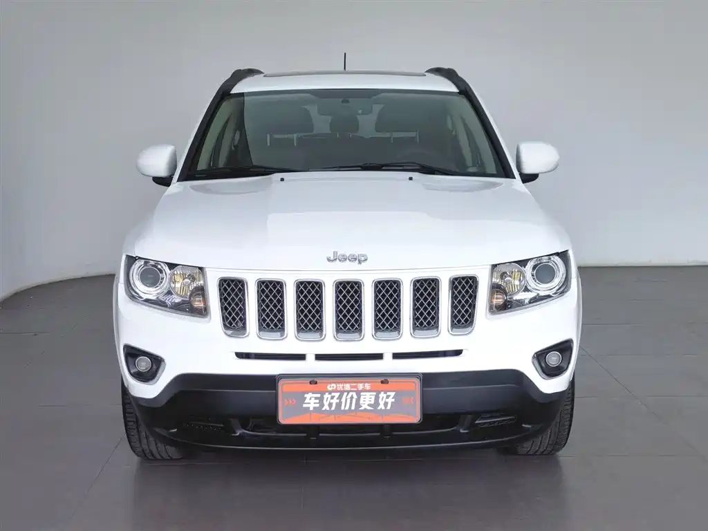 Jeep Compass 2015 — фото 3
