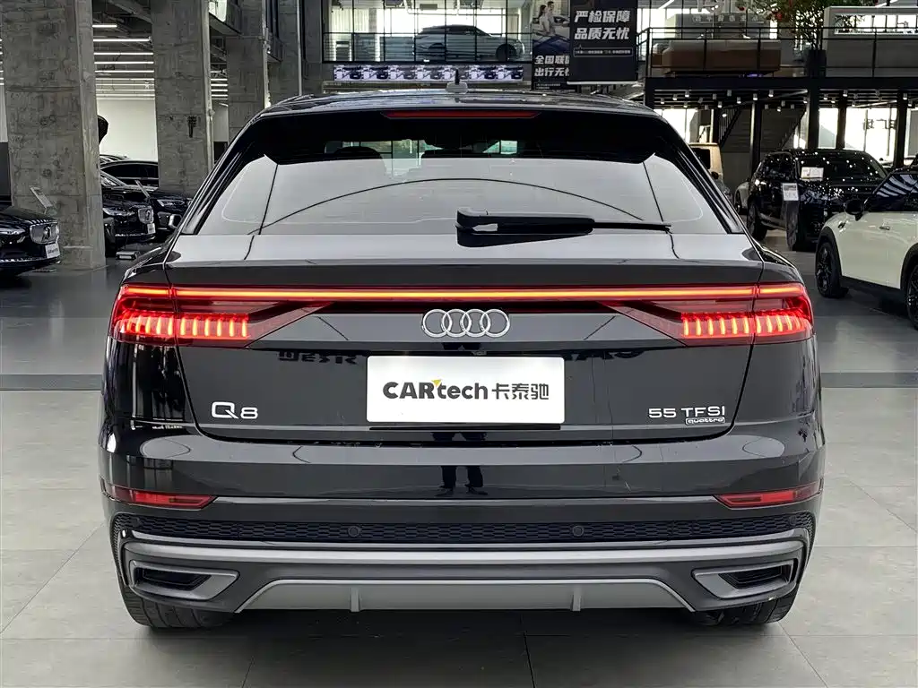 Audi Q8 2022 — фото 2