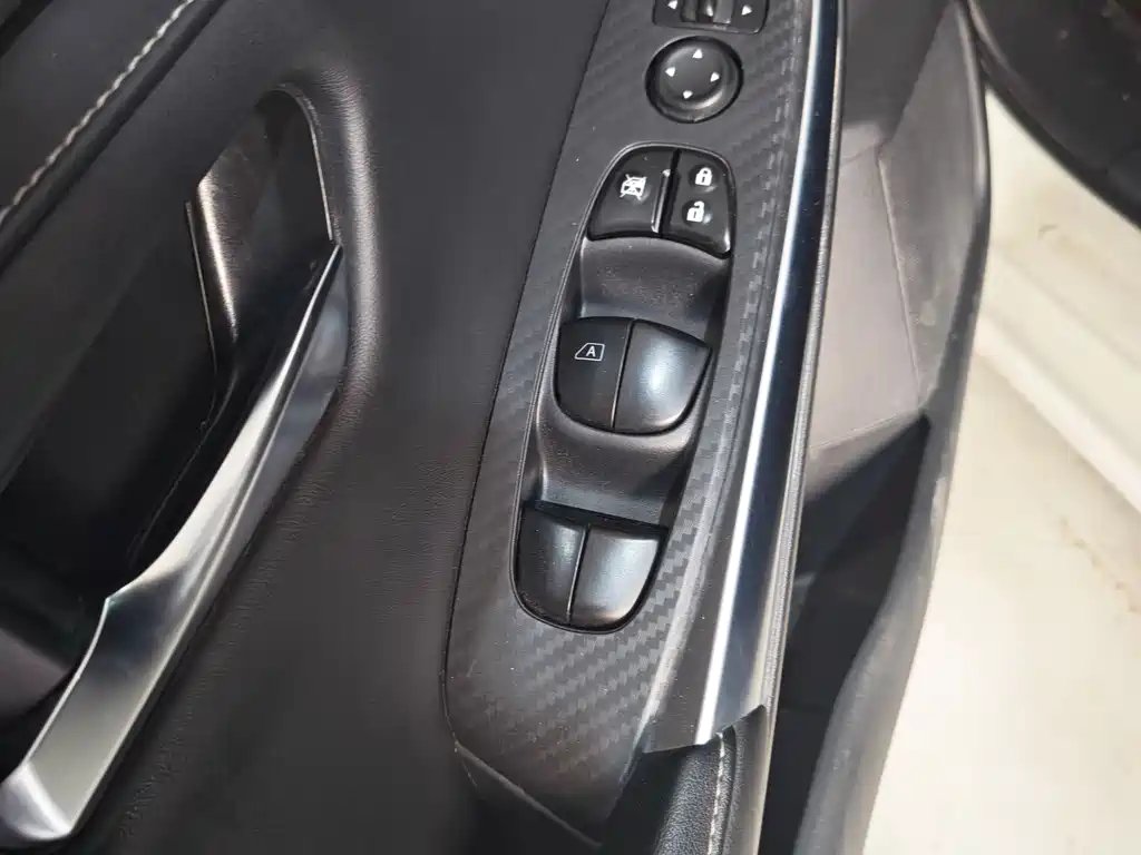 Nissan Sylphy 2020 — фото 15