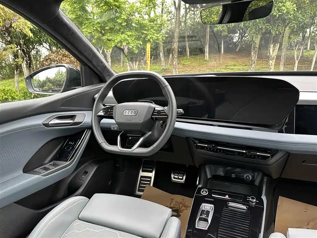 Audi Q6L e-tron 2025 — фото 9