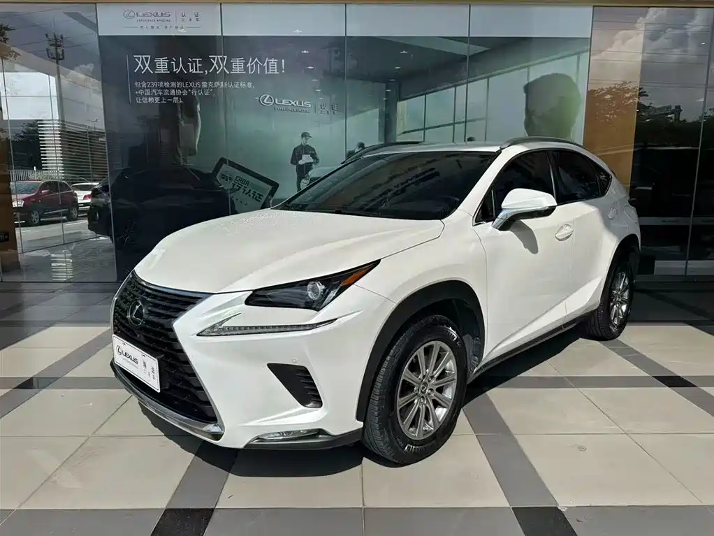 Lexus NX 2019