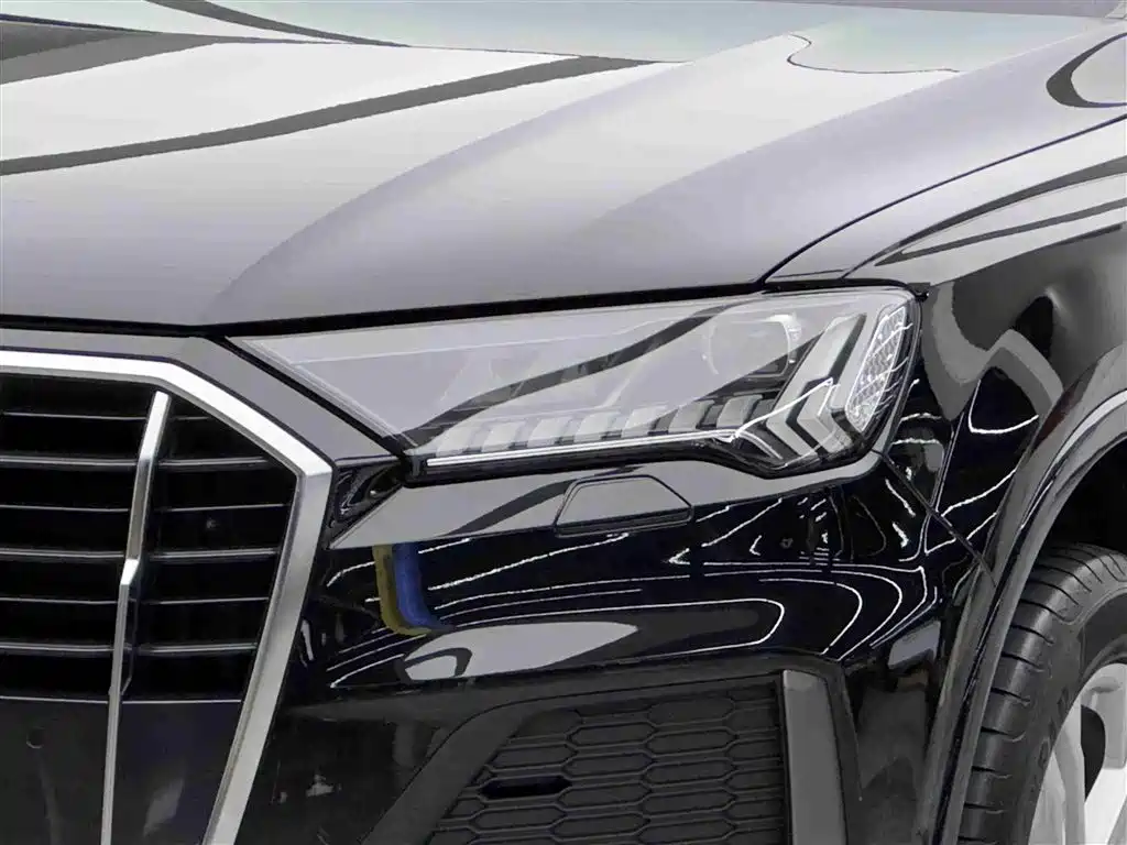Audi Q7 2023 — фото 3