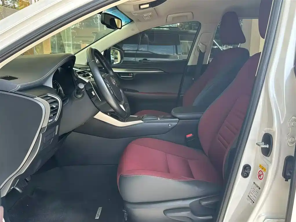 Lexus NX 2019