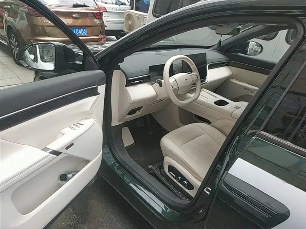eπ 008 2025 — фото 16