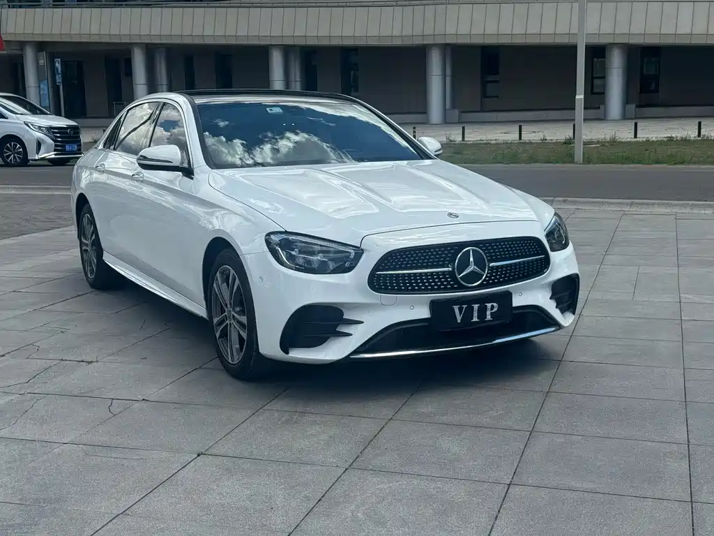 Mercedes-Benz E-Class 2021