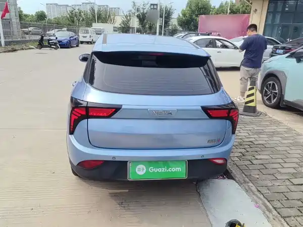 Neta V 2021