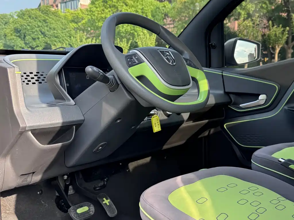 Baojun E100 2020