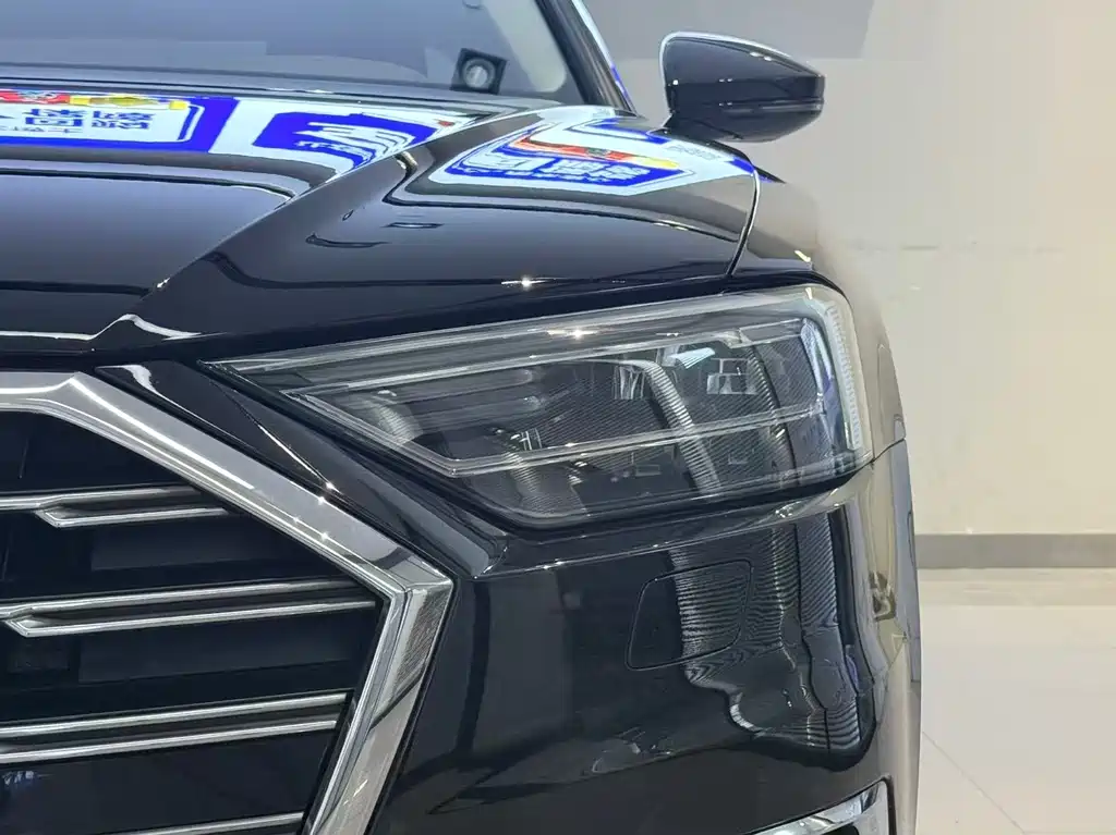Audi A8 2020 — фото 4