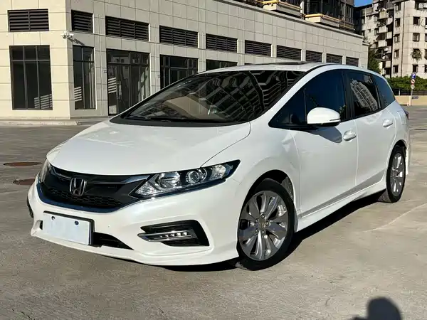 Honda Jade 2017
