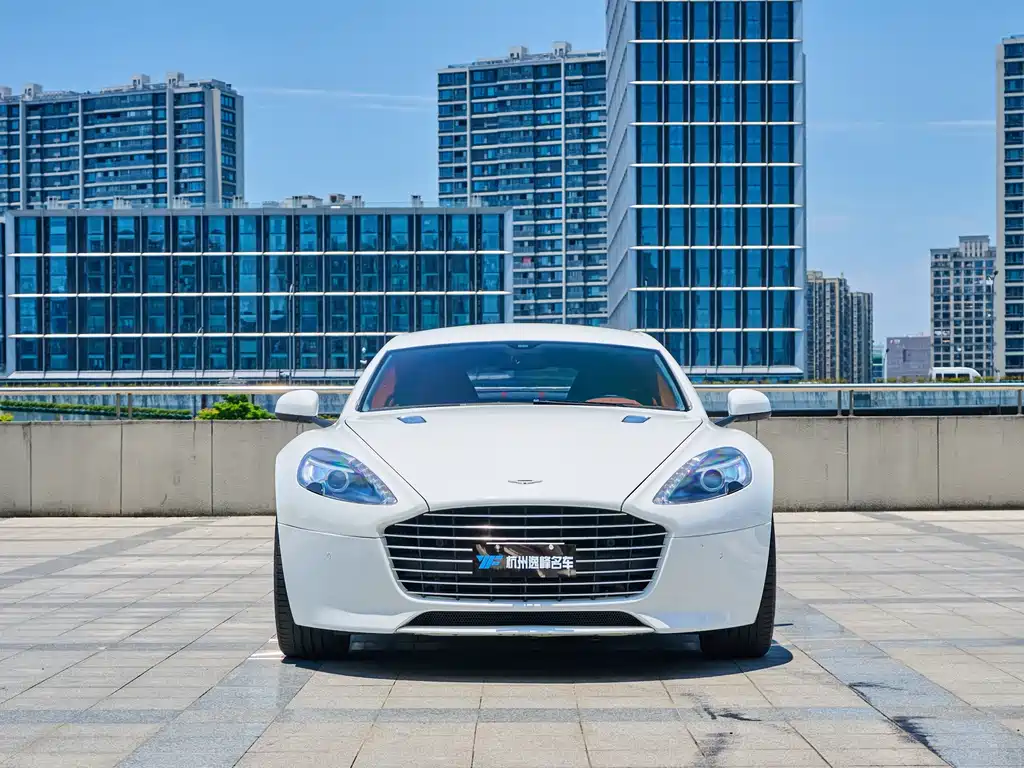 Aston Martin Rapide 2017 — фото 2