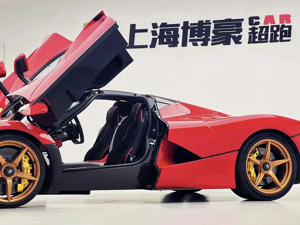 Ferrari LaFerrari 2015 — фото 17