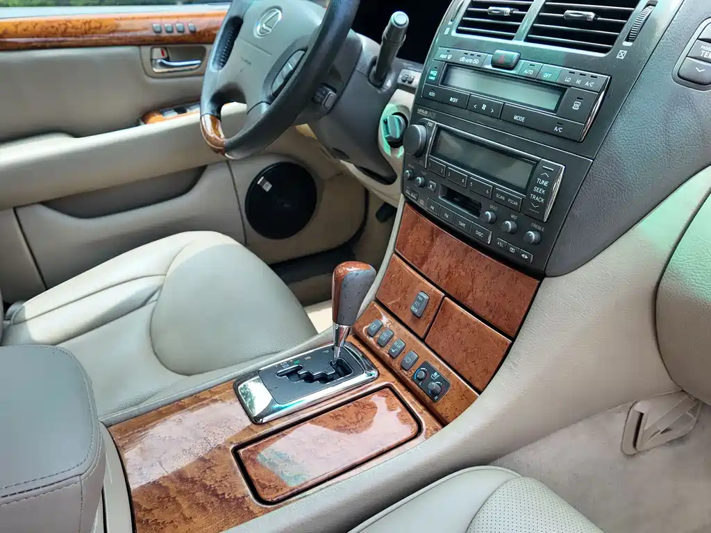 Lexus LS 2005 — фото 45