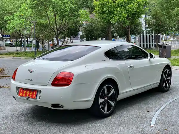 Bentley Continental 2011
