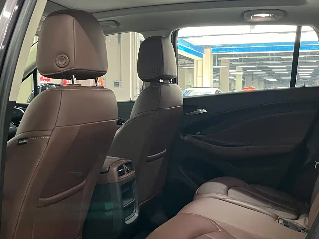 Buick Envision Plus 2018 — фото 5