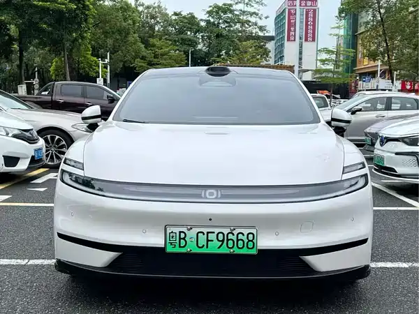Changan Qiyuan A06 2025