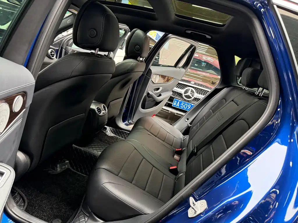 Mercedes-Benz GLC 2018 — фото 13