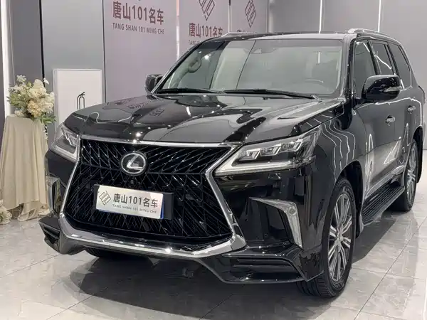 Lexus LX 2016