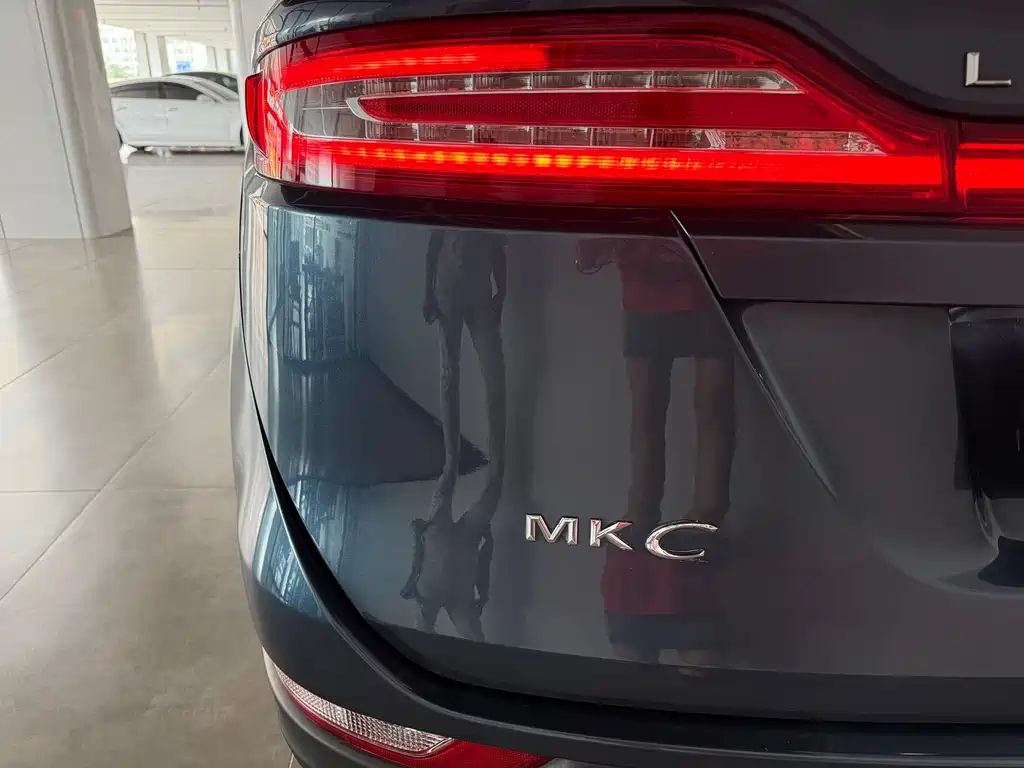 Lincoln MKC 2019 — фото 10