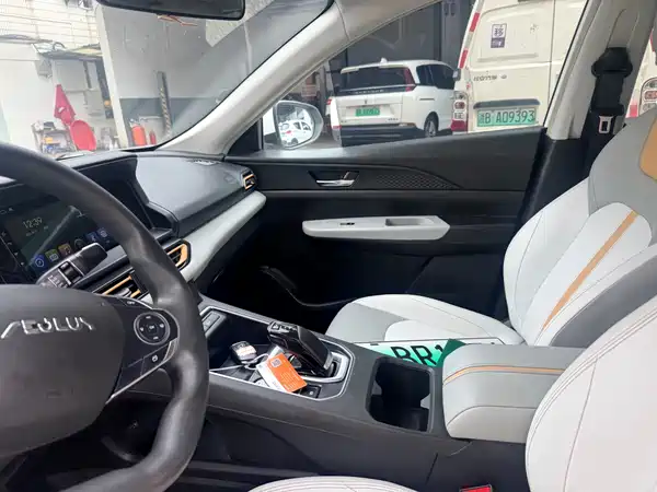Dongfeng E70 2023