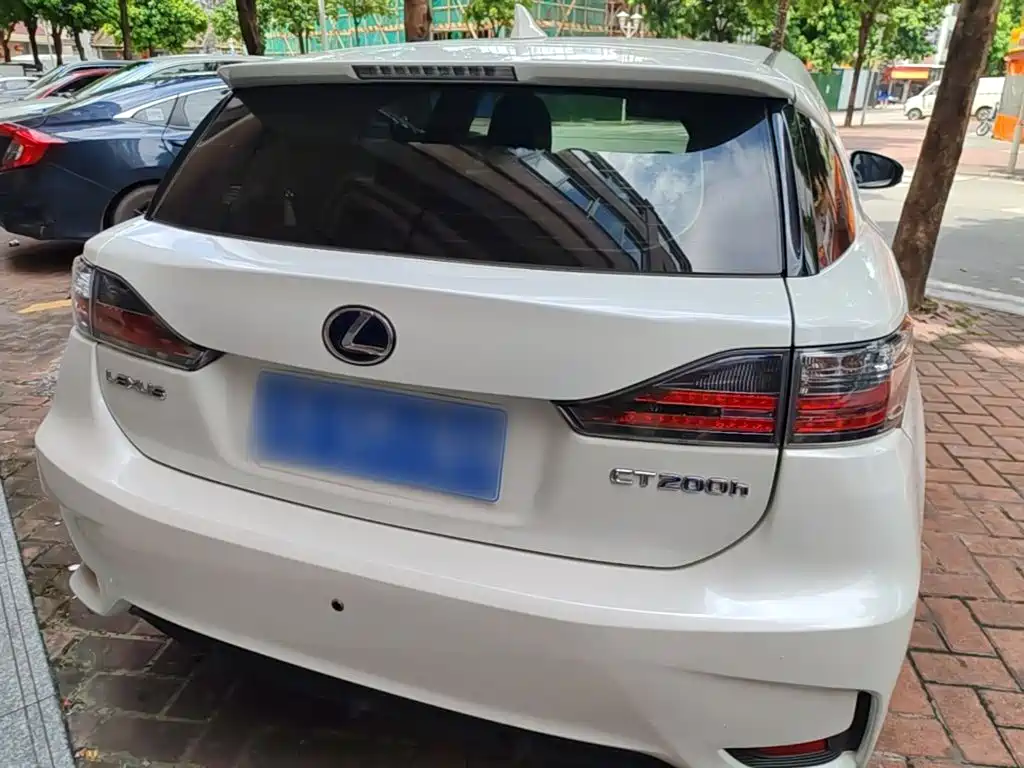 Lexus CT 2015