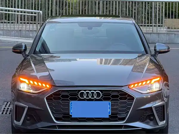 Audi A4L 2020