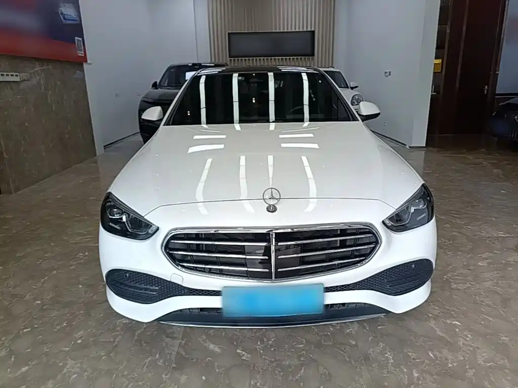 Mercedes-Benz C-Class 2023