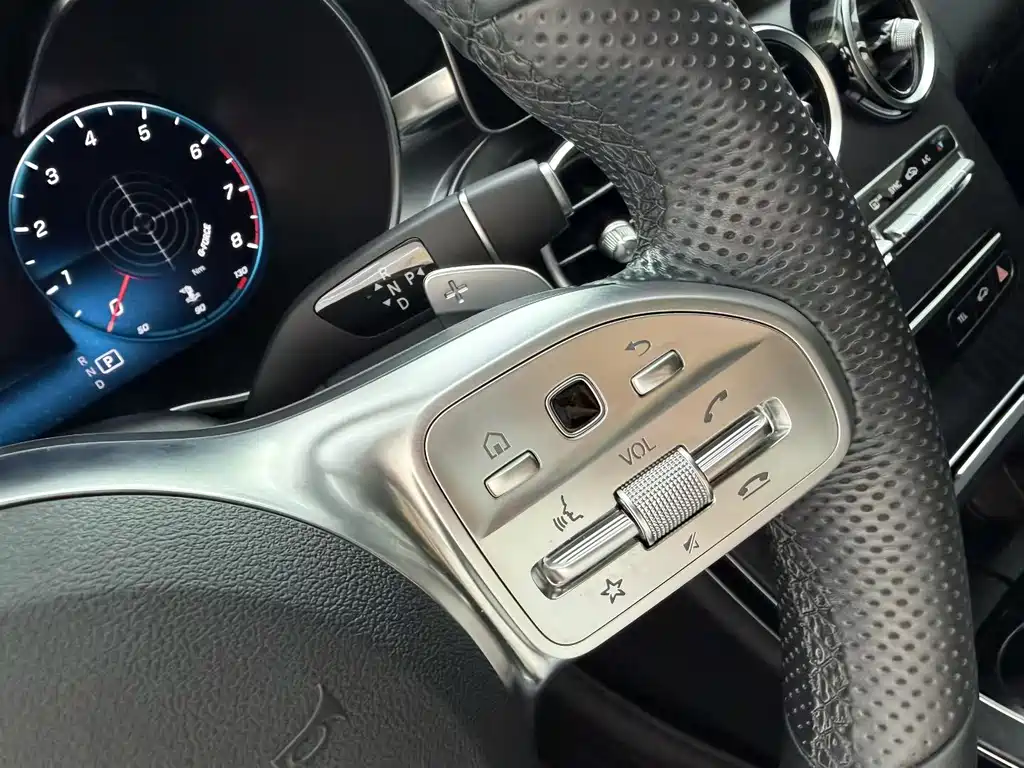 Mercedes-Benz C-Class 2020 — фото 6