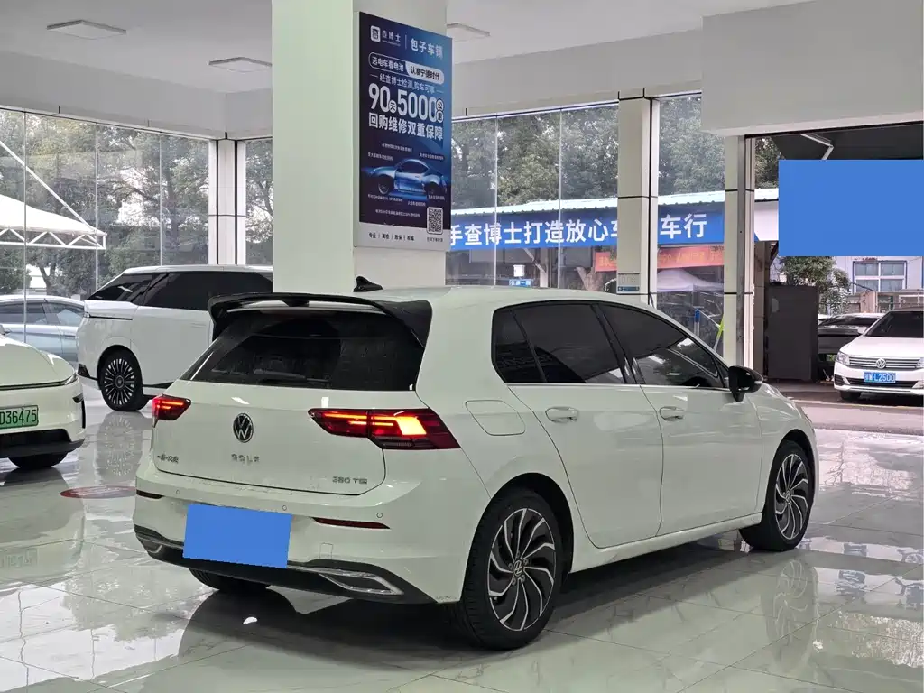 Volkswagen Golf 2020