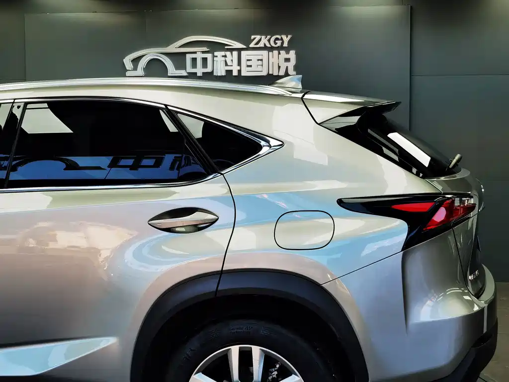 Lexus NX 2015 — фото 5