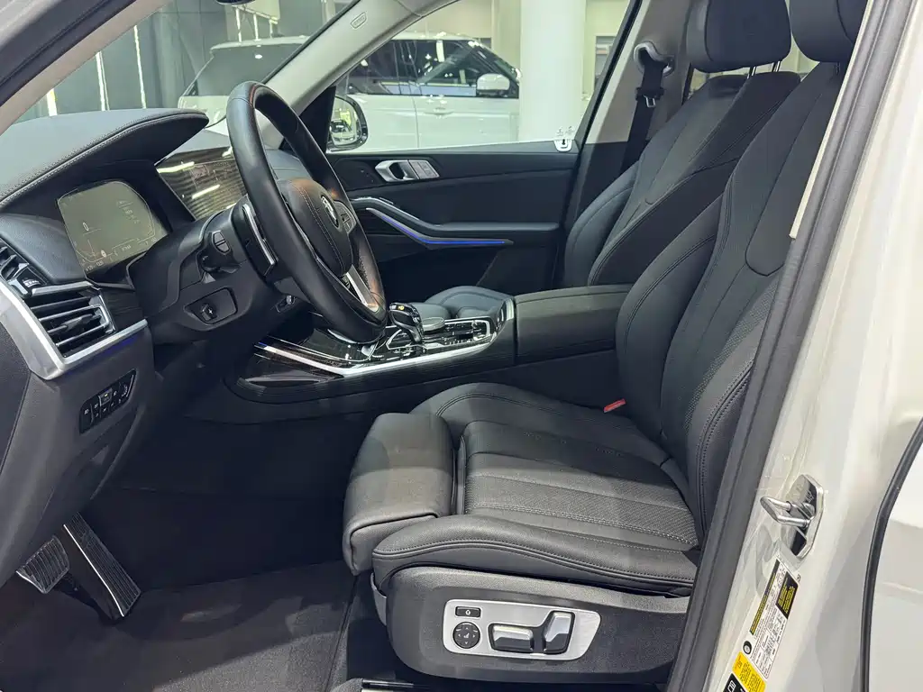 BMW X7 2022 — фото 10