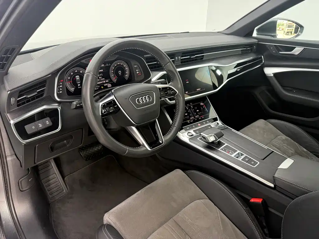 Audi A6L 2021 — фото 14