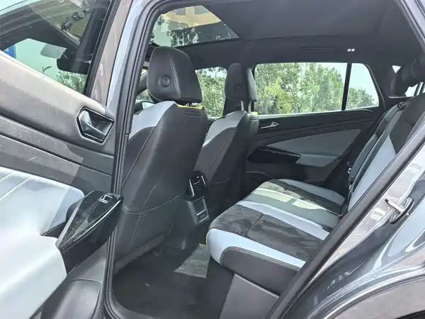 Volkswagen ID.4 X 2021