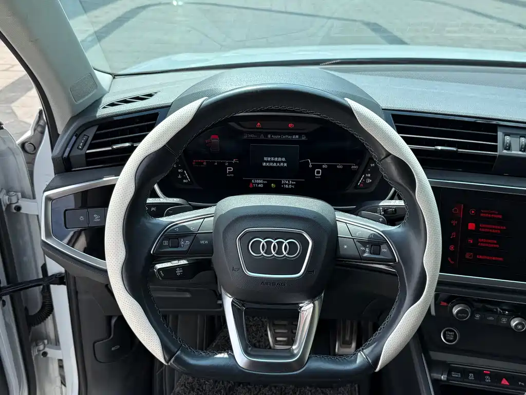 Audi Q3 2022 — фото 16